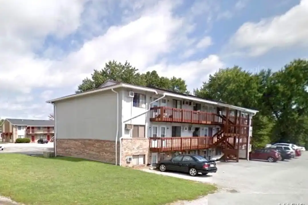 8 N 45th St #1 – photo 1 of 15