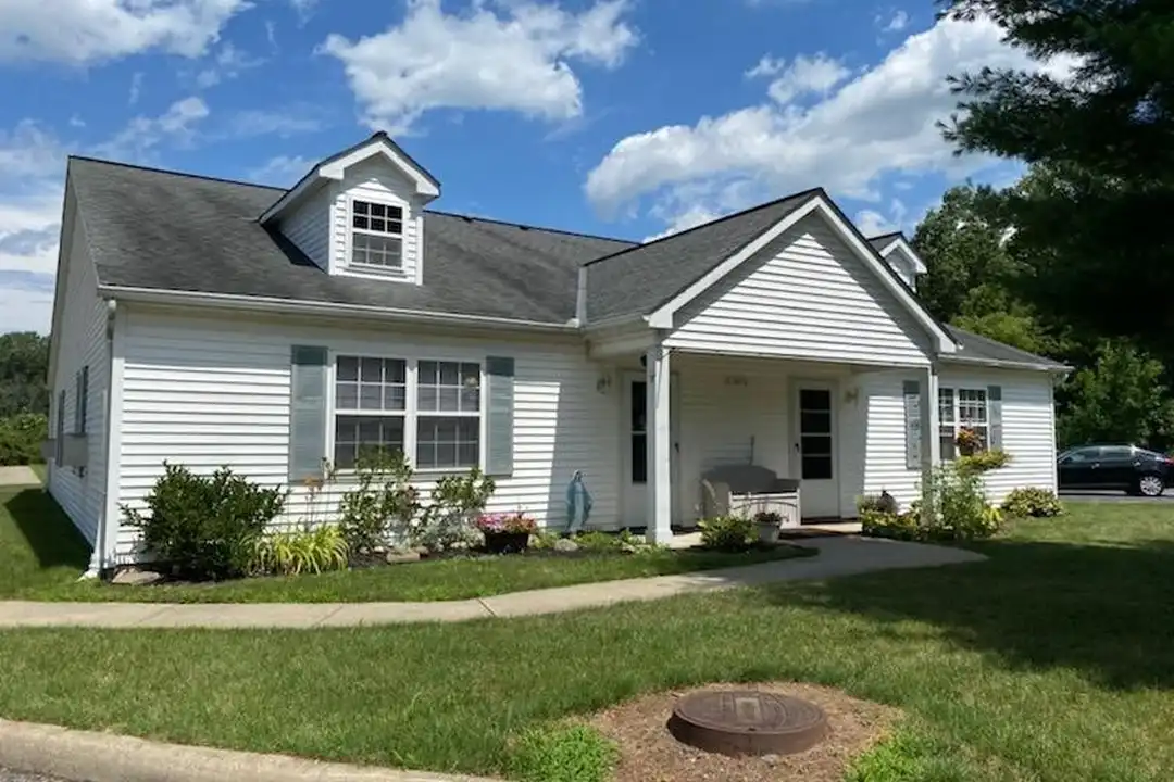 104 Fairways Dr unit 104-C – photo 1 of 11