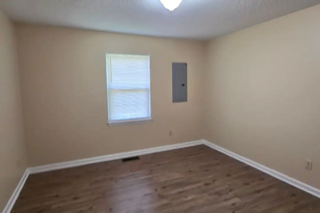 House in Greensboro - View 5