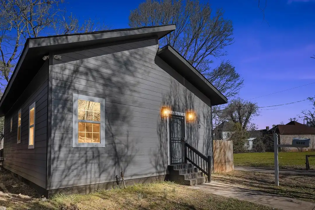 5112 2nd Ave N – photo 1
