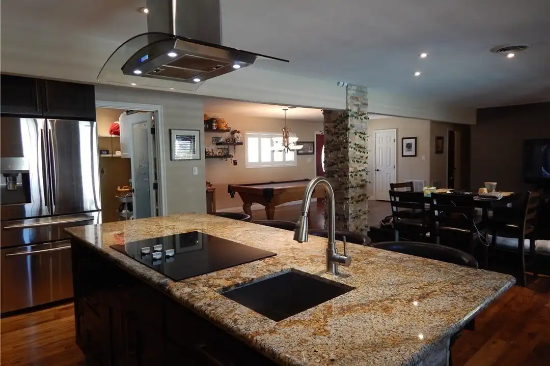 2712 W Oakey Blvd - View 4