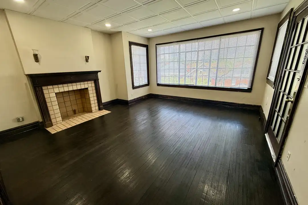 1029 10th St unit 11 – photo 1