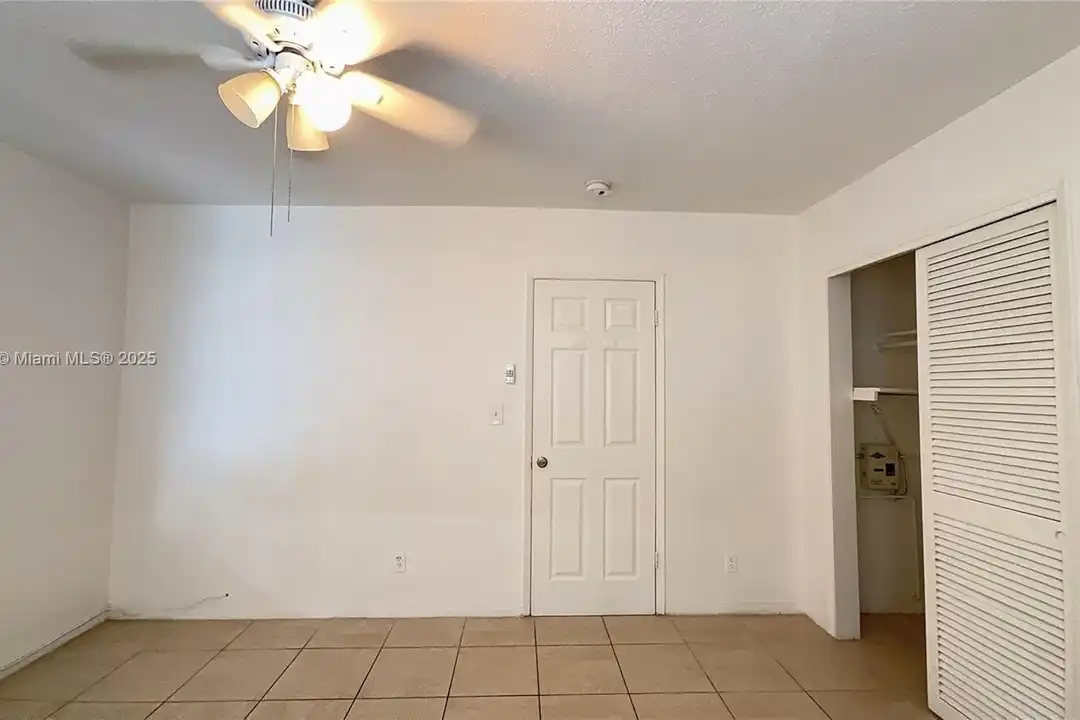 4317 NE 21st Ave #1 - View 4