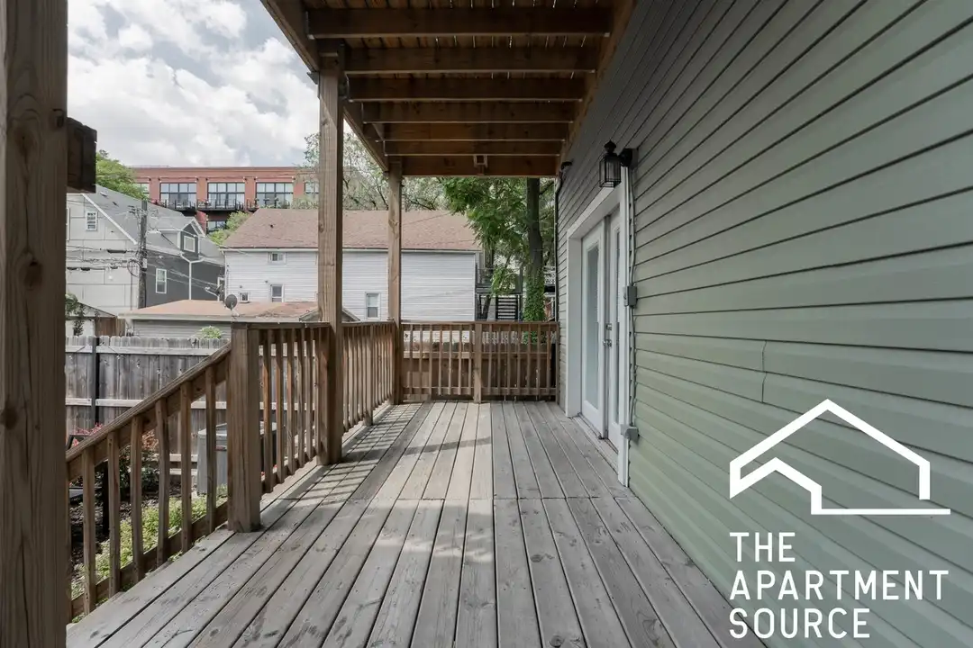 2651 W Armitage Ave unit 1 - View 5