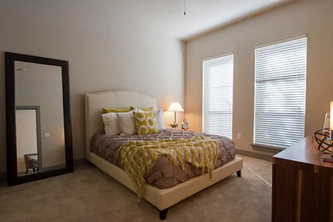 4601 W Guadalupe St - View 6
