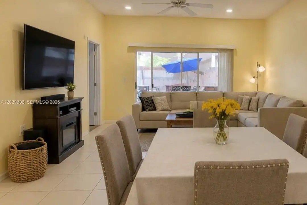 16143 Emerald Cove Rd - View 3