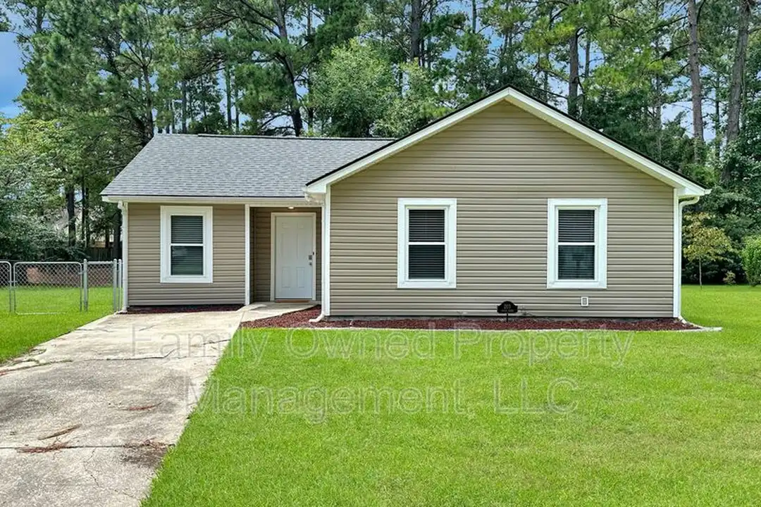 203 Pebble Creek Rd – photo 1