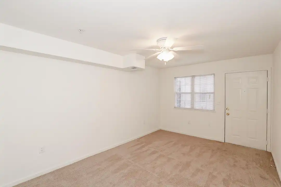 2201 Spring Garden St - View 4