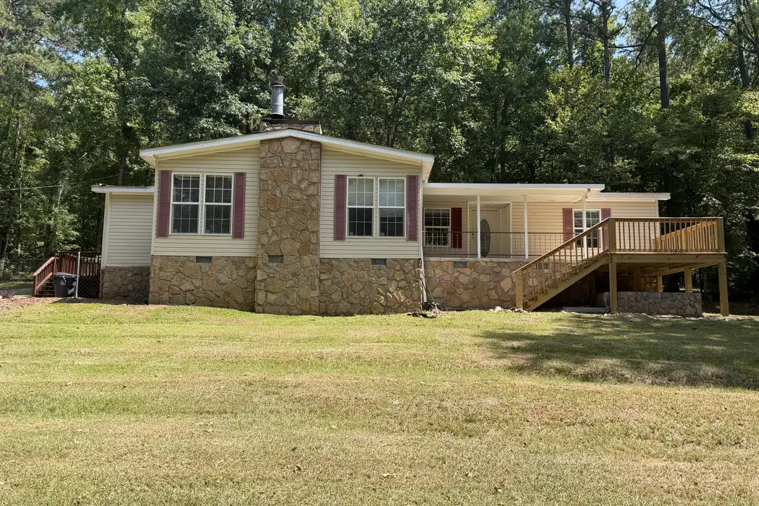 136 Forest Valley Dr – photo 1 of 14