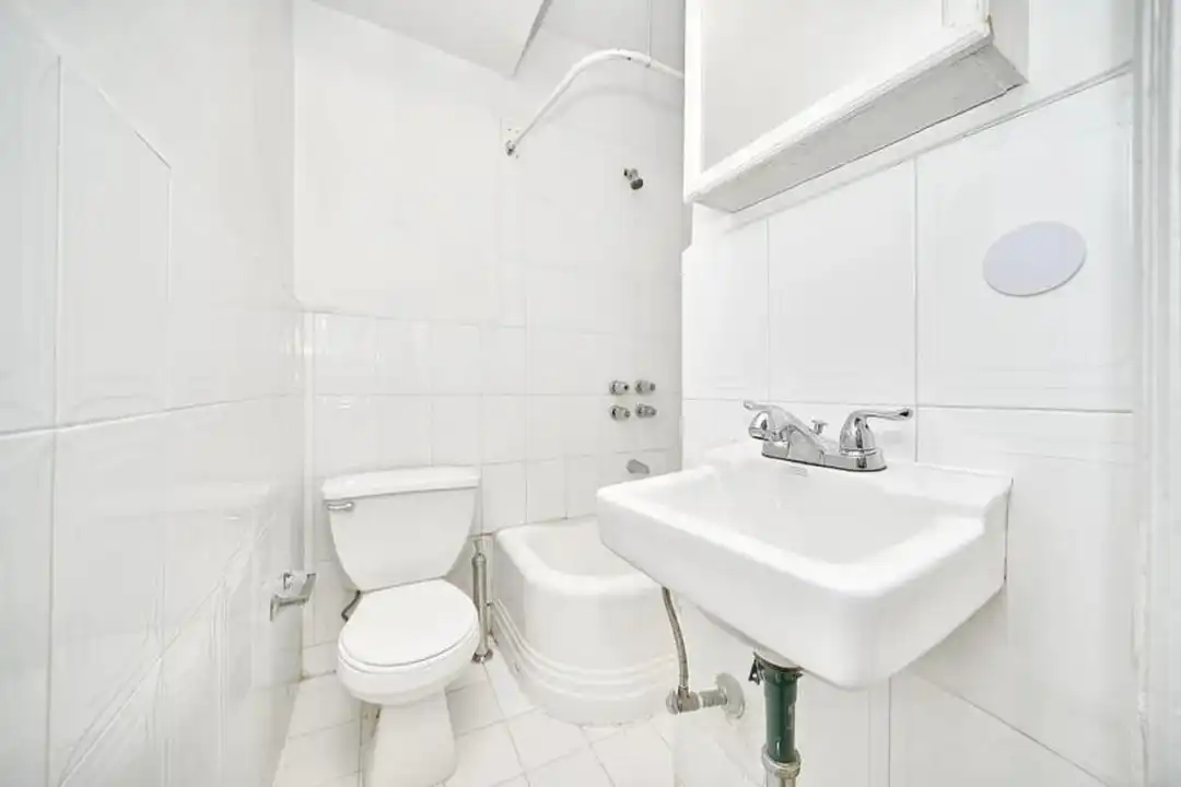 223 E 58th St – pohled 5