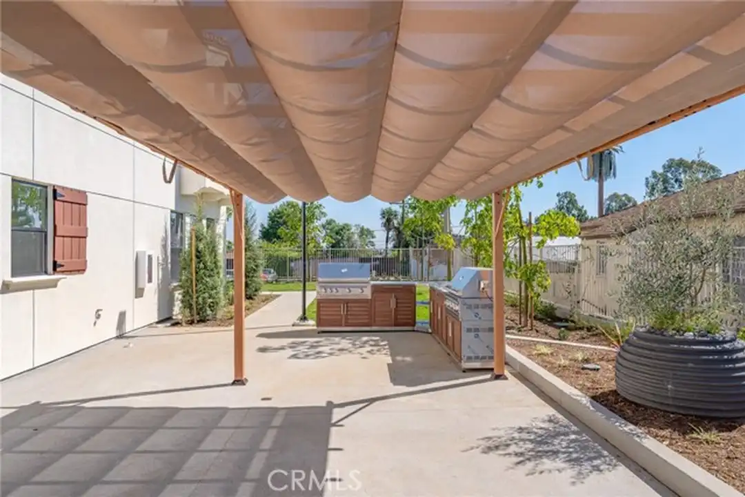 180 New Ave unit 5 - View 5