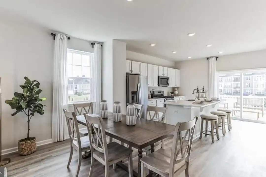 273 Macoun Way - View 2