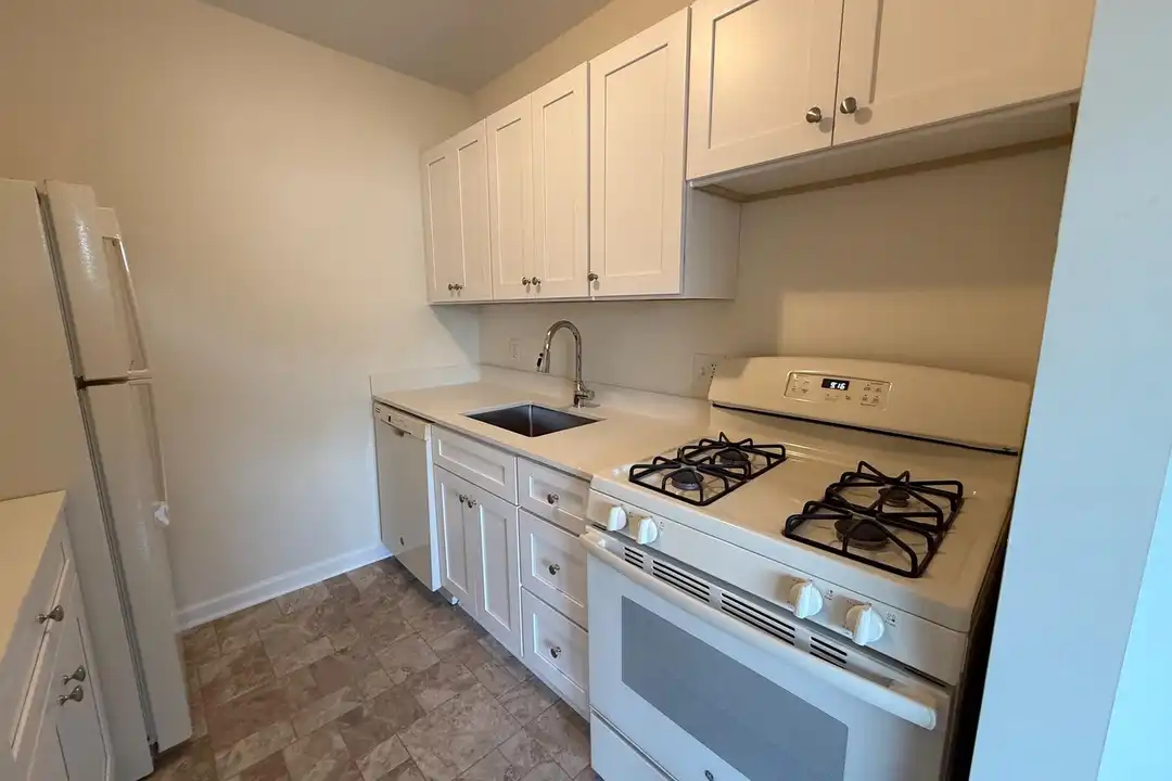 2754 Hollywood Rd unit 304 - View 5