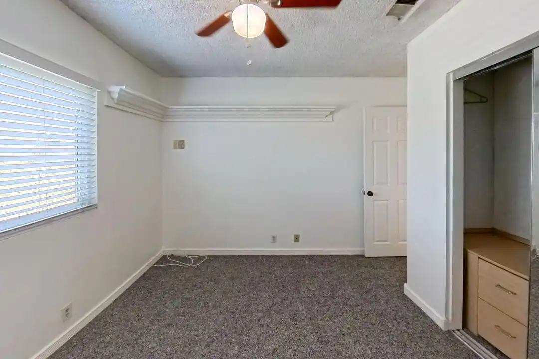 1617 Toyon Pl - View 6