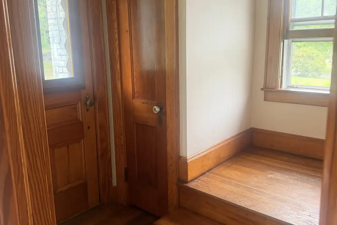 664 Noank Rd - View 5