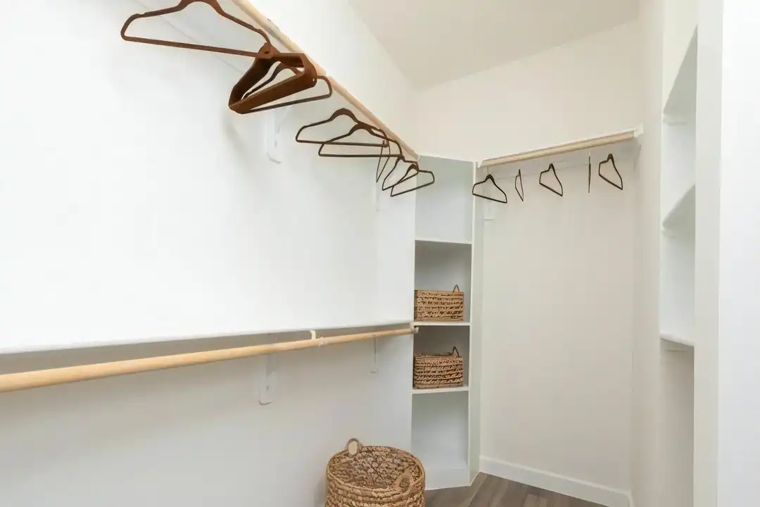1690 North Loop unit # 209 – photo 1