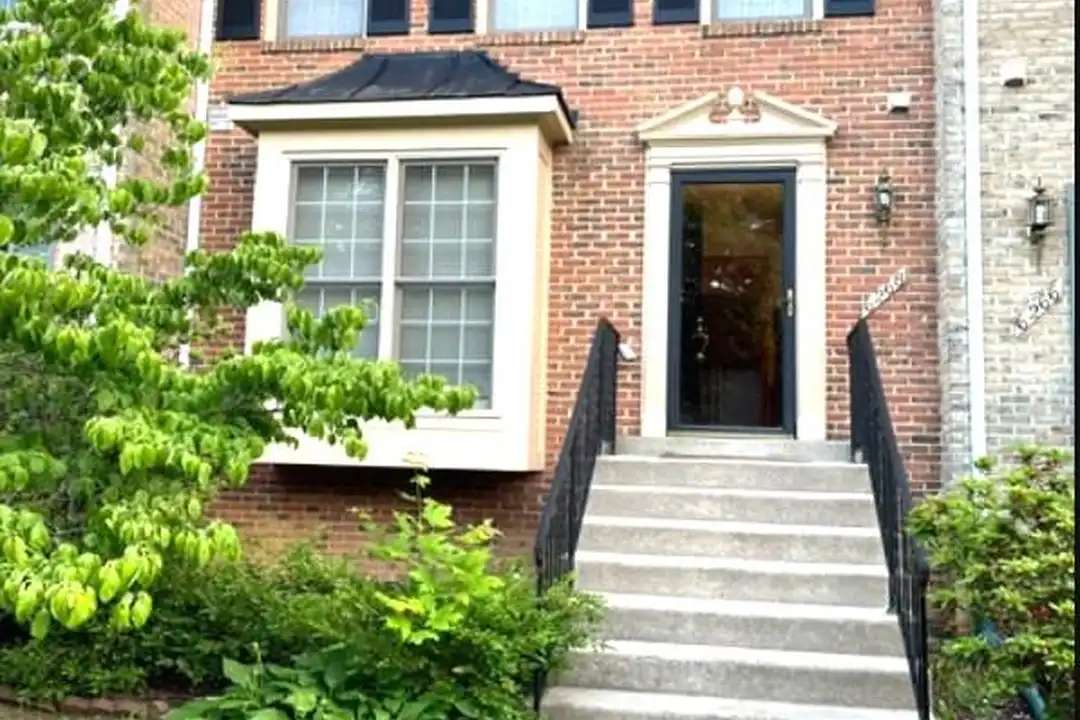 6268 Walkers Croft Way – photo 1