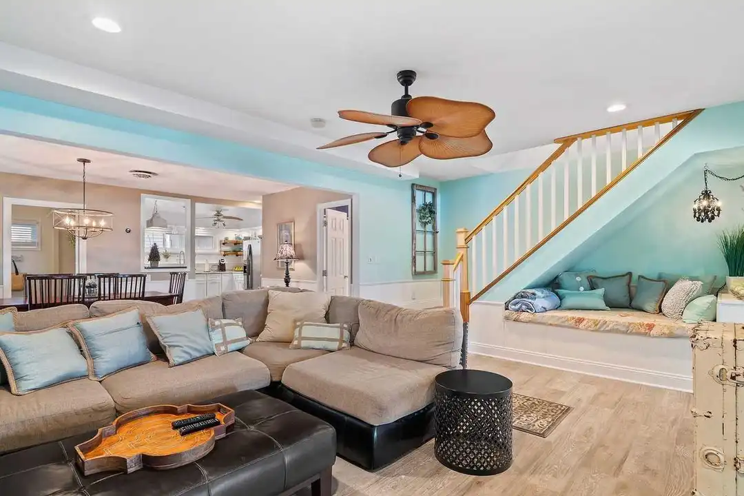 6209 Oakwood Beach Dr unit 1593908P – photo 1 of 30
