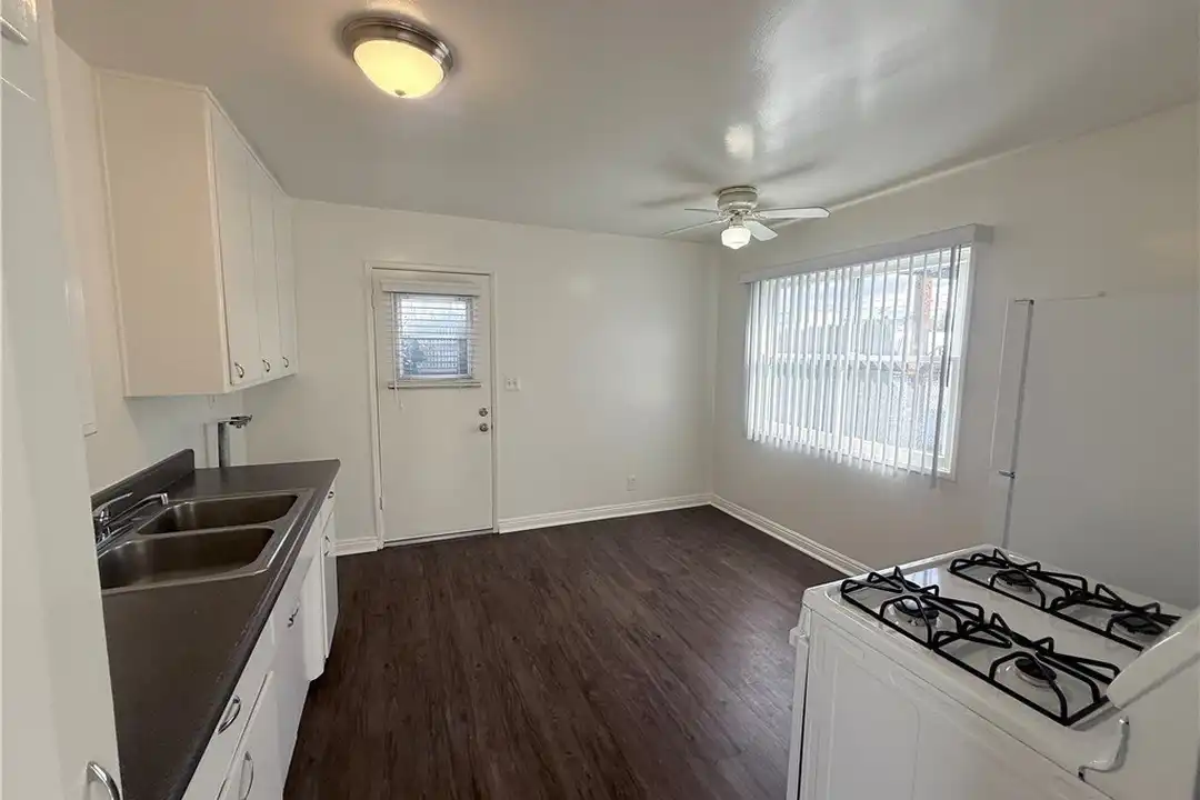 24638 Eshelman Ave #1/4 - View 5