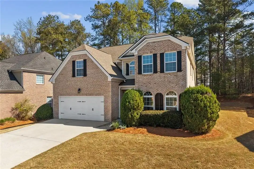 3329 Rosecliff Trace NE - View 2