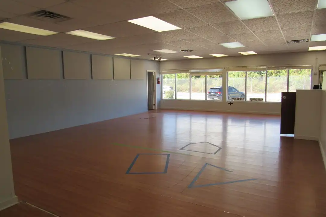 3208 Lebanon Church Rd - View 4