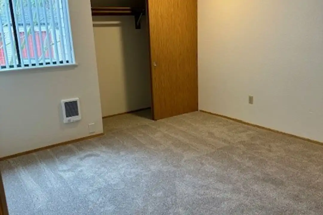 8585 SW Pfaffle St unit 852504 - Widok 4