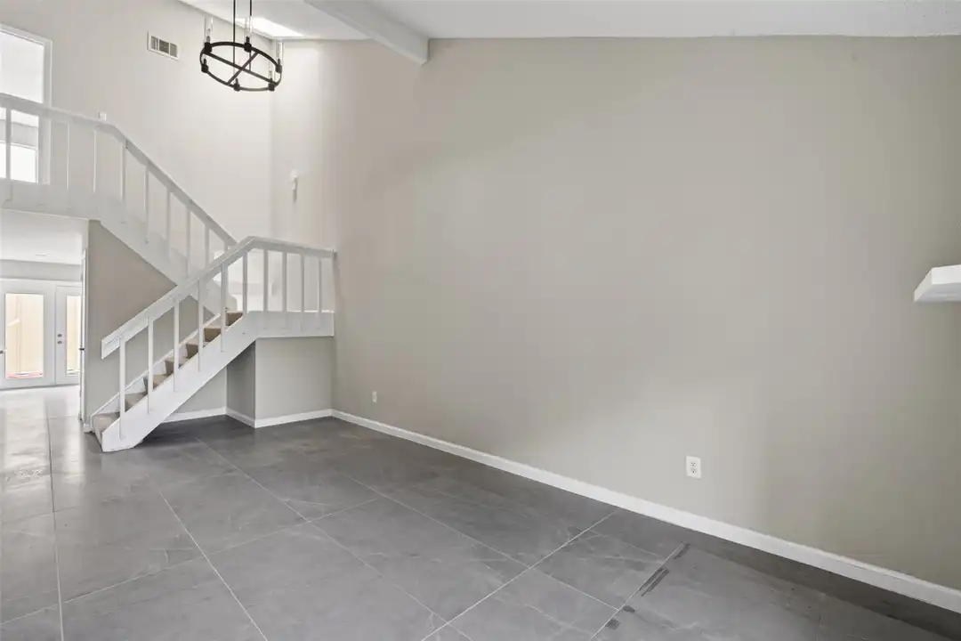 2340 Woodland Park Dr unit 113 - View 6