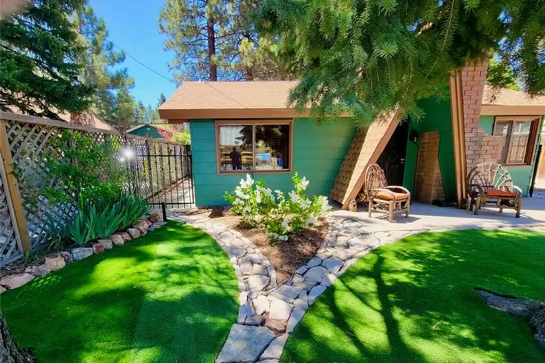 1132 W Aeroplane Blvd - View 3