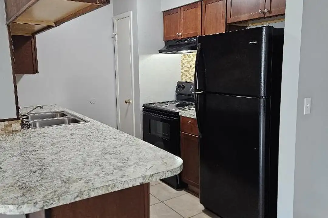205 Berry Tree Pl – photo 1