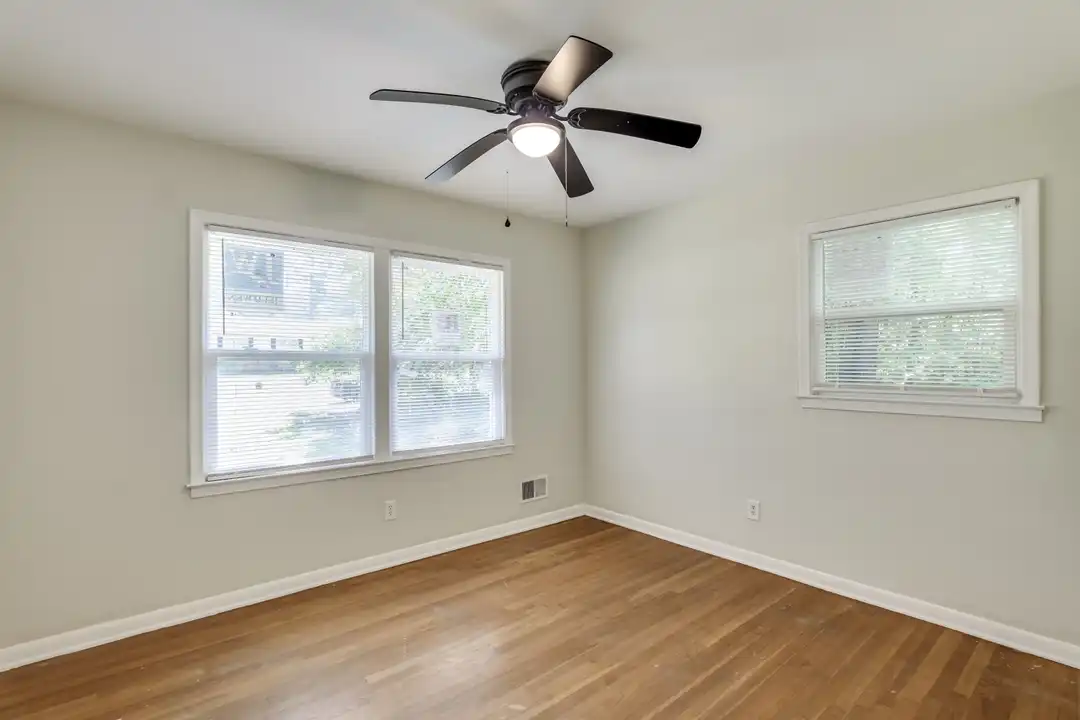House in Columbia - View 4