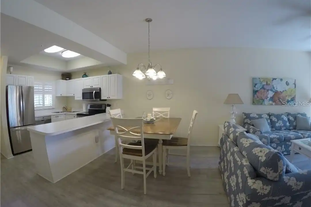 Apartment in Sarasota - View 3