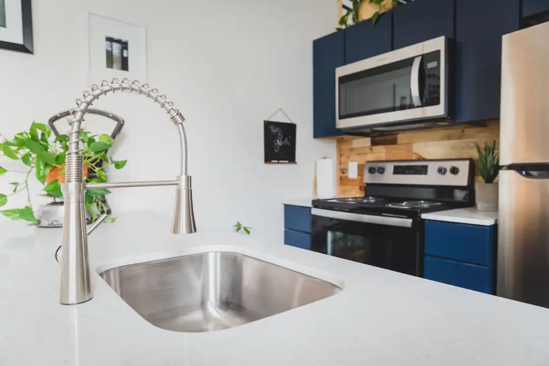 4537 Wayne Ave – photo 1