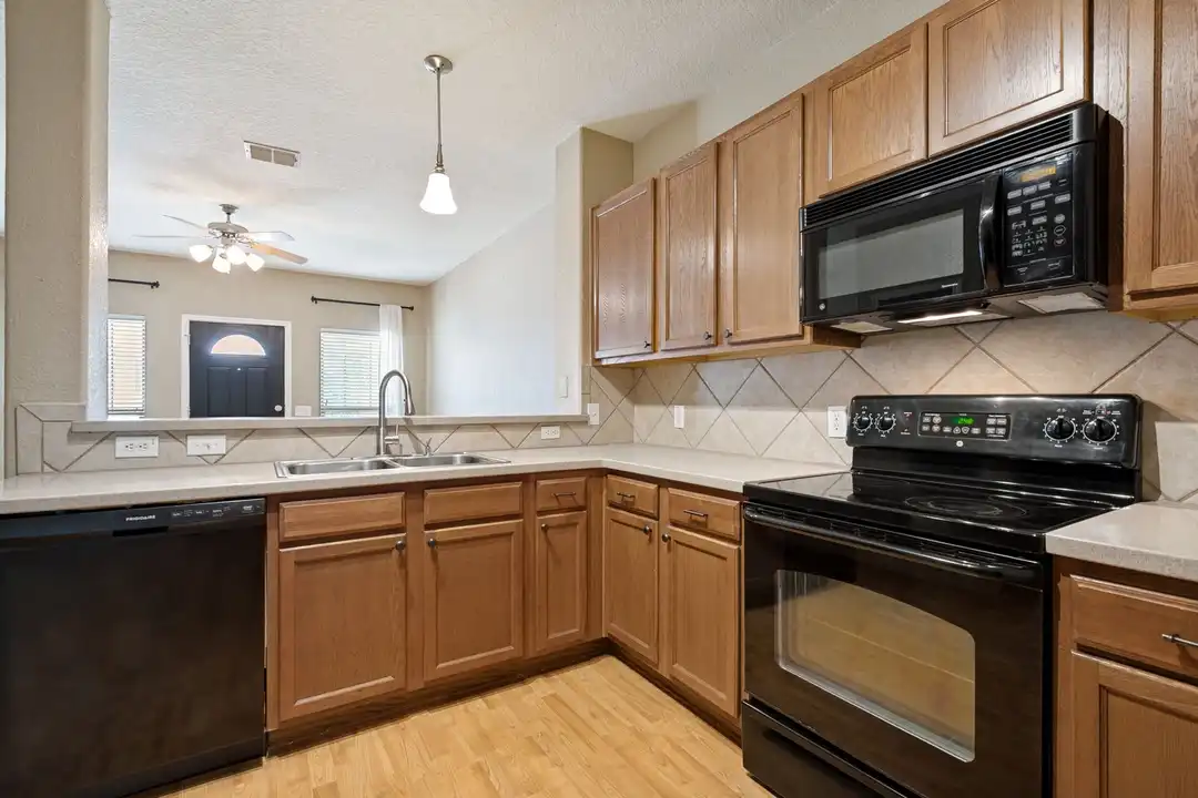 6126 S Jolie Ct - More
