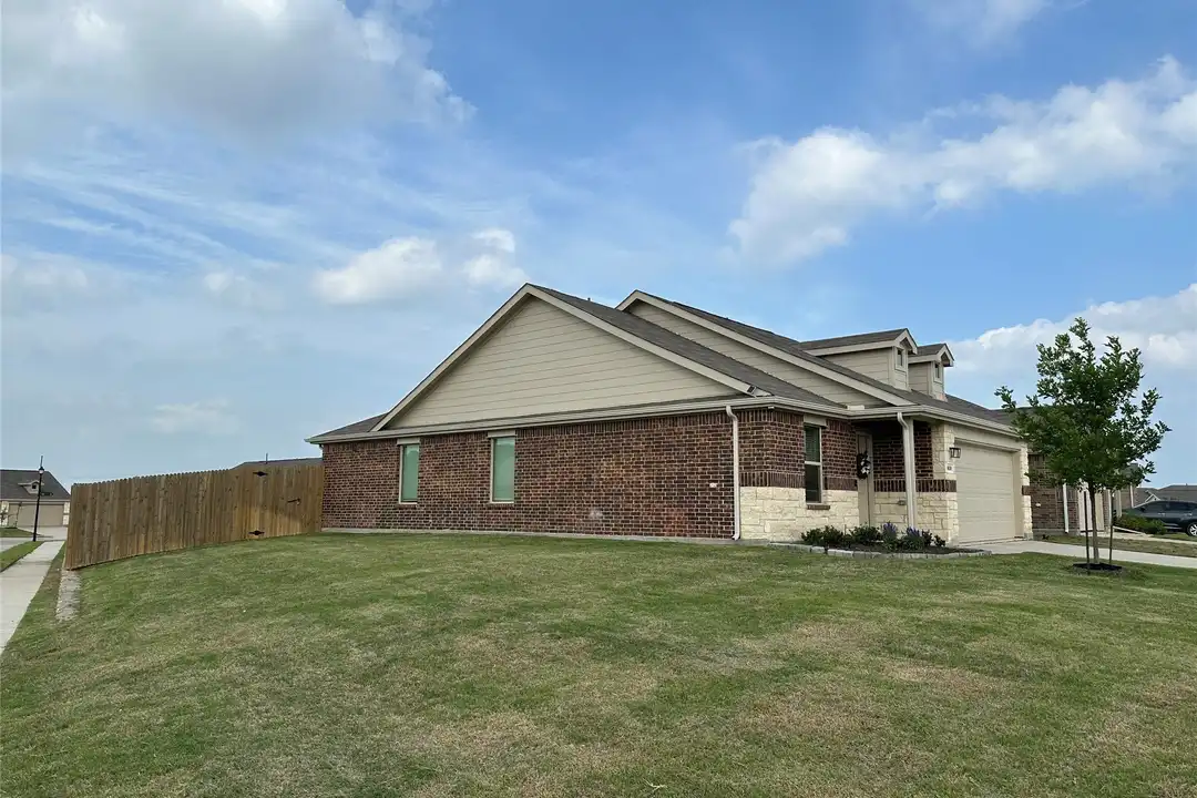 1638 Rosy Finch Dr - View 2