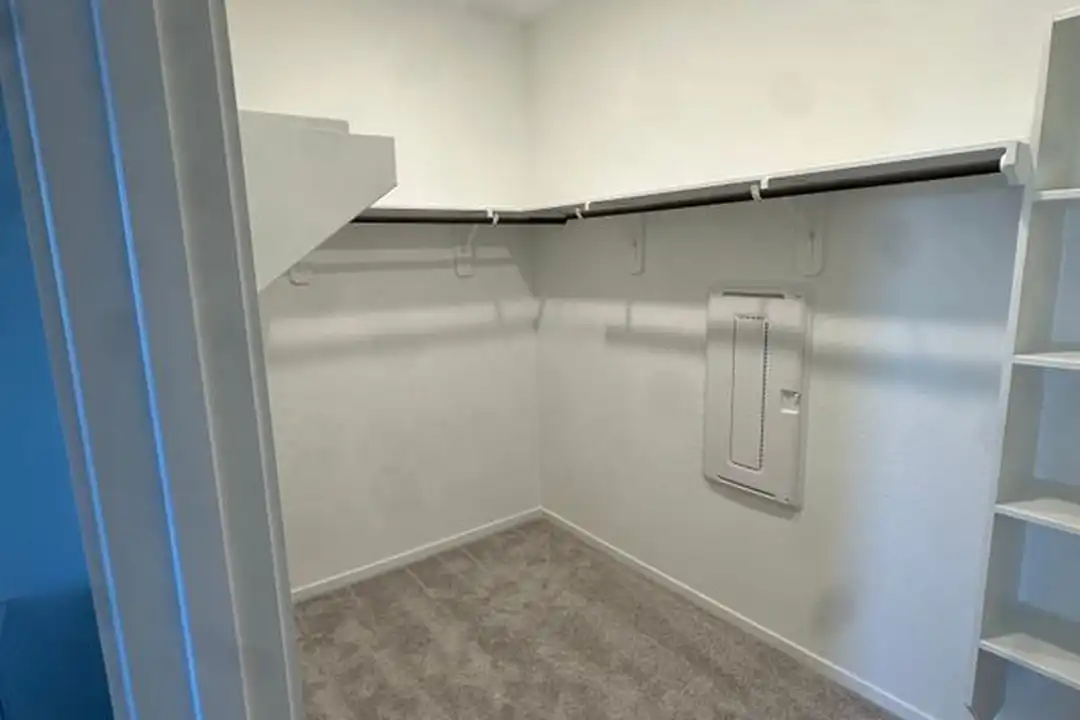 830 Heaven Dr - View 5