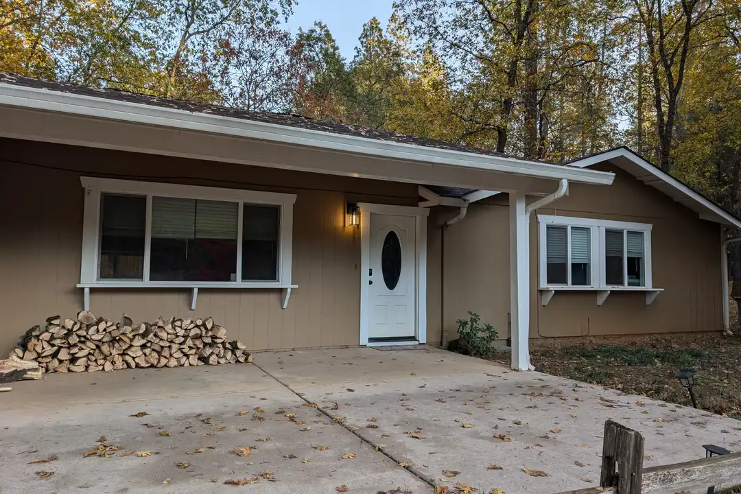 16585 Leafwood Ct - View 3