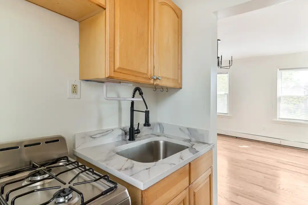 169 Waterman St unit 6 - View 3