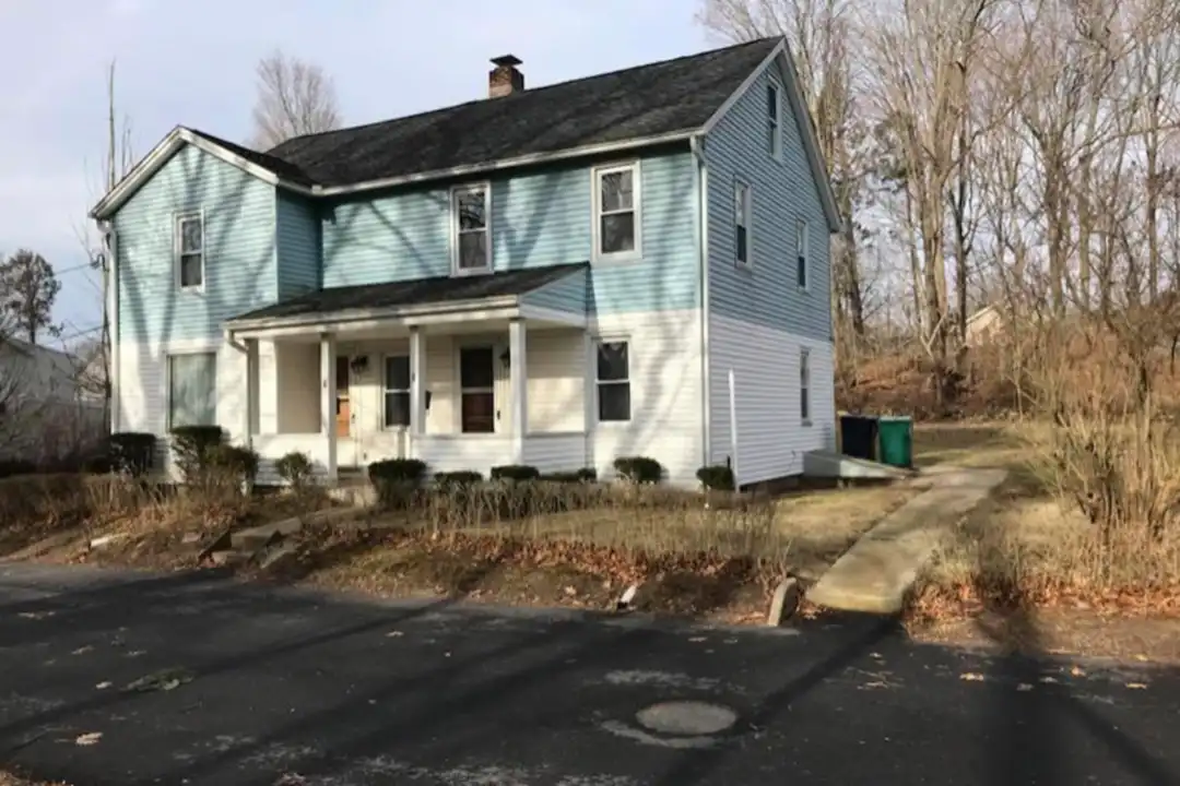 9 Wood St – photo 1 of 3