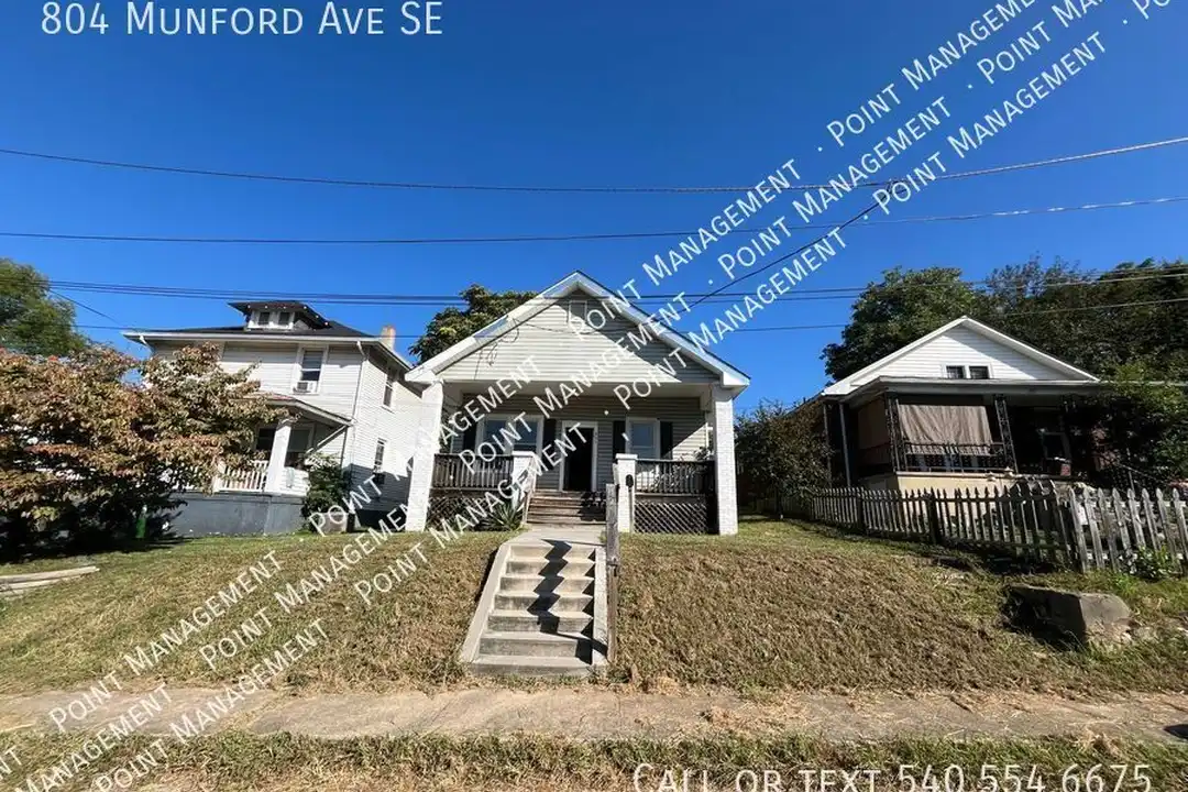 804 Munford Ave SE – photo 1