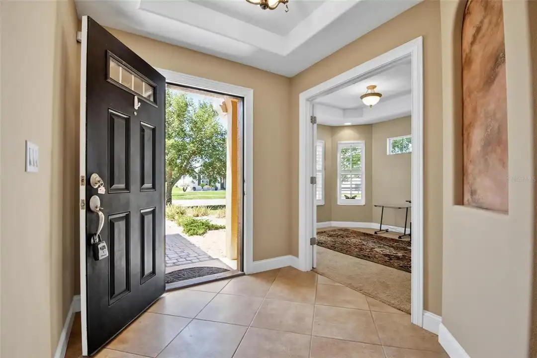 108 Golfview Ct - View 5