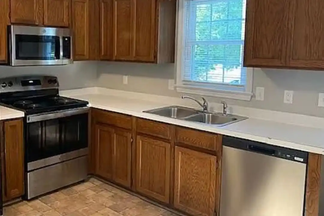 108 Cranewater Dr - View 4