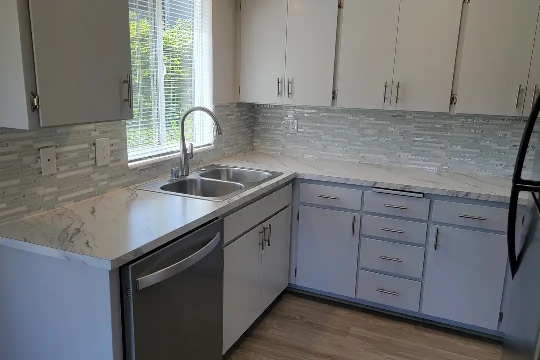 816 96th Ave NE unit A - View 5