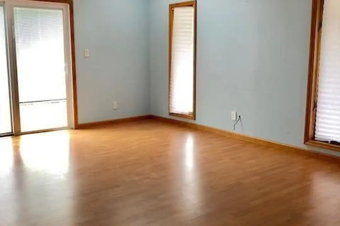 223 Lewis St - View 6