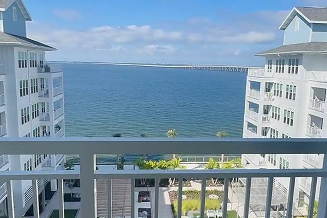 5442 W Tyson Ave – další
