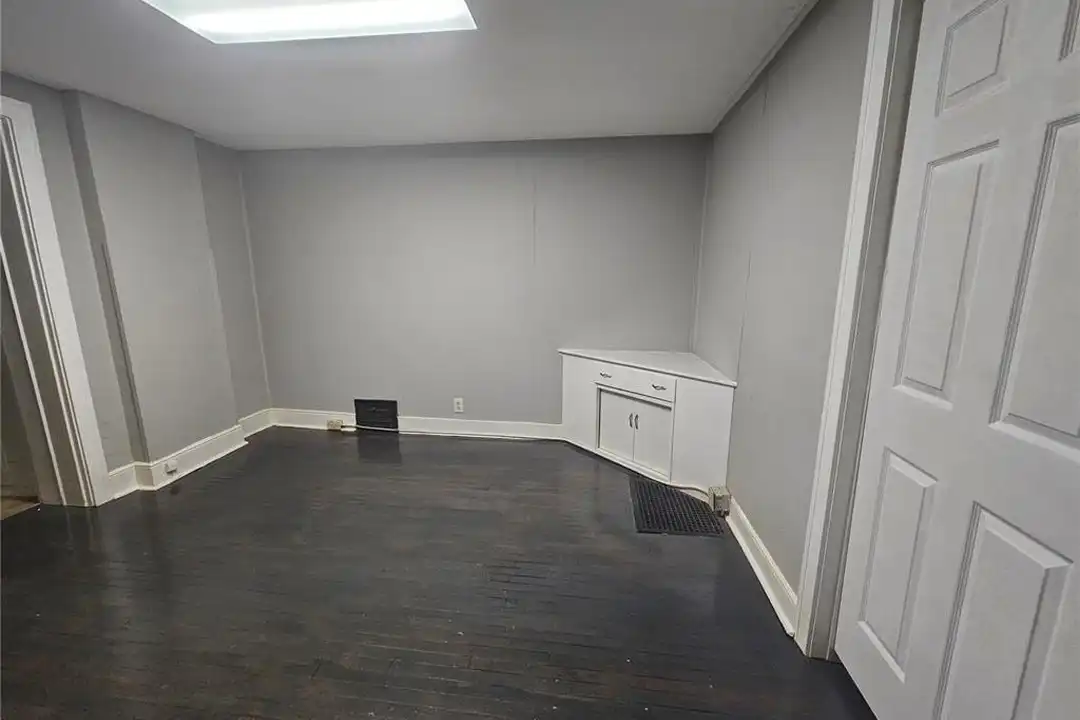 225 S Charles St #3 – photo 1 of 8