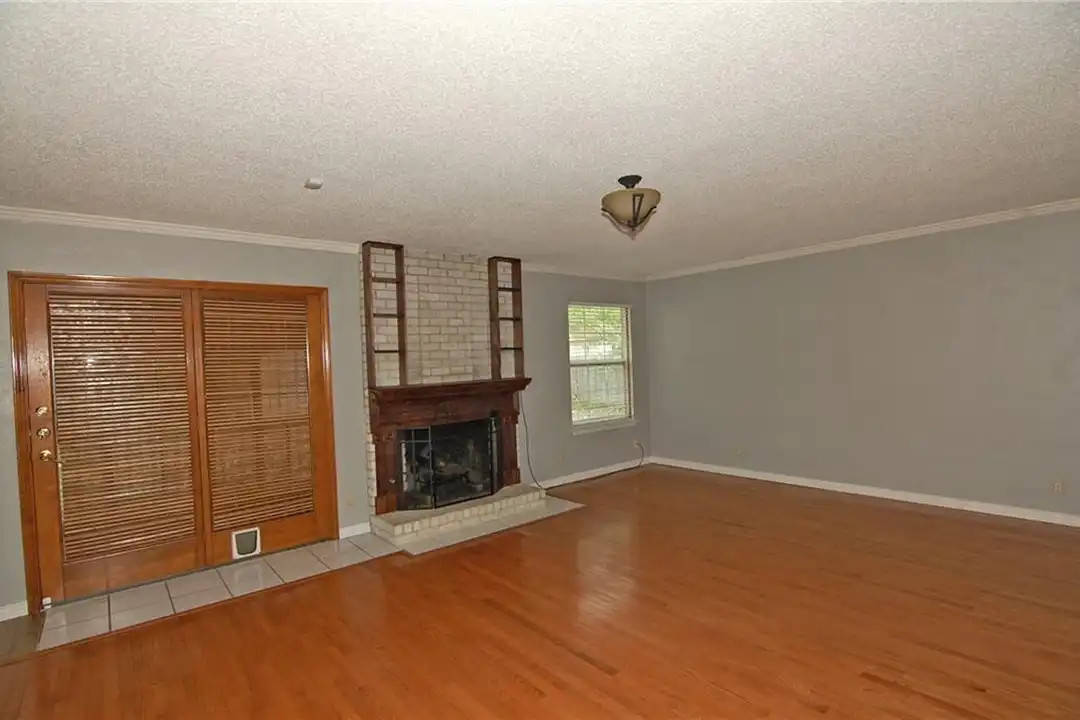 10215 Missel Thrush Dr - View 2