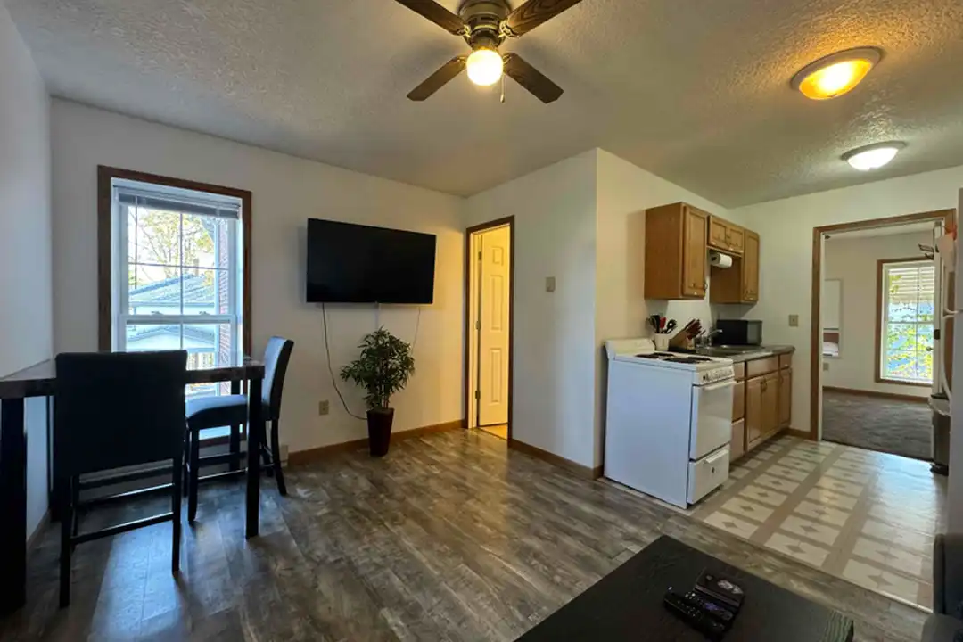 931 Middle St unit 201 – photo 1 of 12