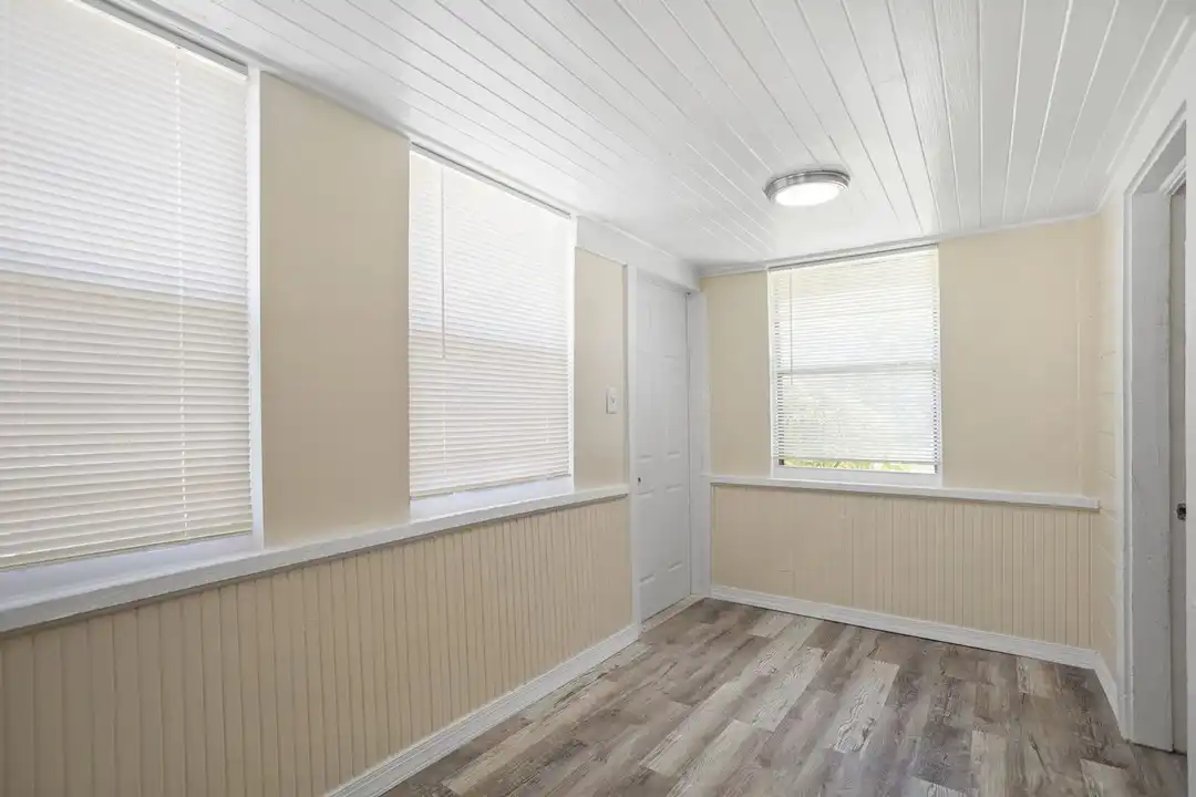 4489 58th Ave N - View 5