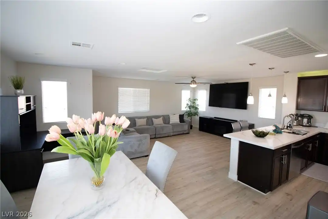 9955 S Heritage Desert St - View 3