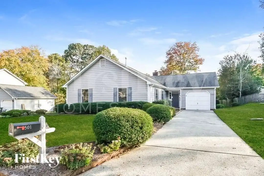3501 Cardinal Ridge Dr - View 2